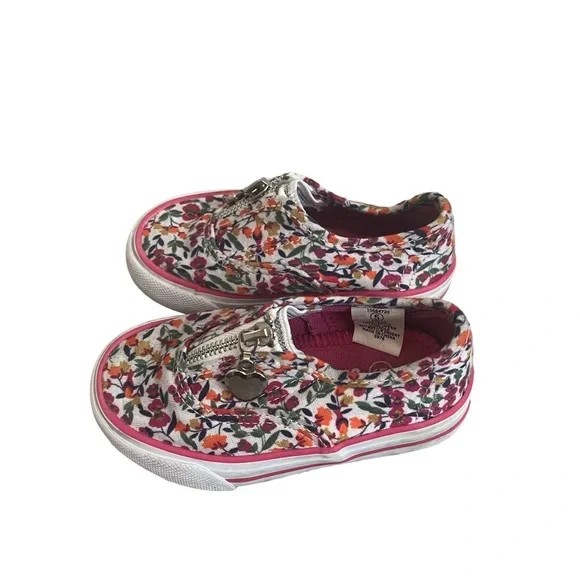 U.S. Sports Girls Floral Flats. Size: 5 Toddler- Multicolor. Good Condition. - Picture 3 of 7